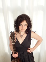 Lisa - Vocalist and guitarist in Yorkshire