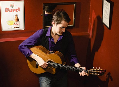 Classical Guitarist - Andrew