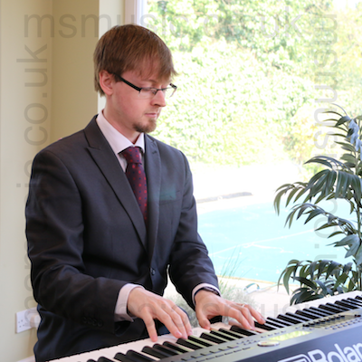 Jazz pianist - Ben in the South East