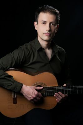 Guitarist - Andreas in Frampton Cotterell, Gloucestershire